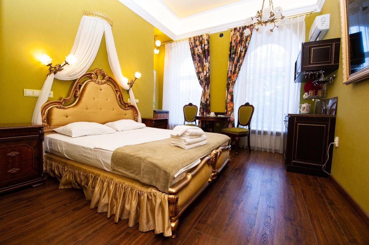 Art Suites Near Deribasovskaya Odessa Exterior foto